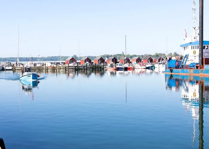 ホテル Kridthuset Stevns Klint 2*